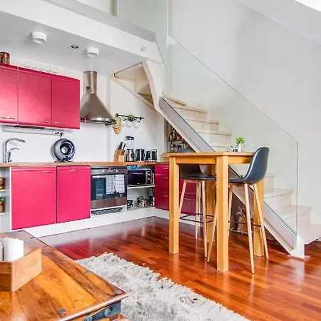Wehost Stunning Penthouse In Kallio 아파트 헬싱키